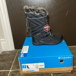 Columbia Women's Black Minx™ Mid III Boot sz 7